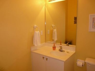 Spacious Bathroom